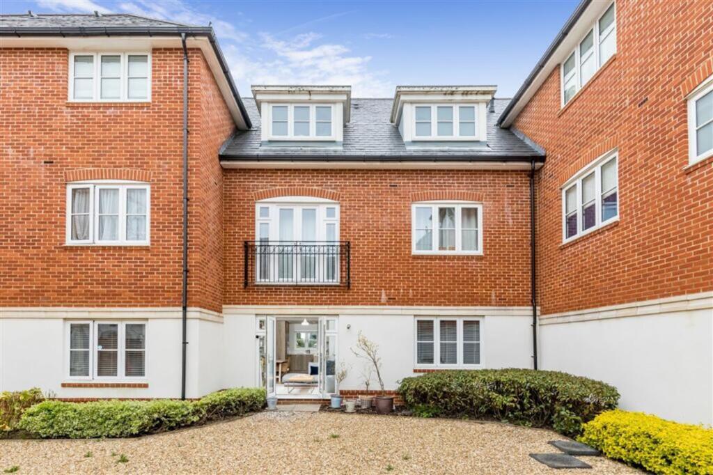 Main image of property: Scholars Walk, Horsham, RH12