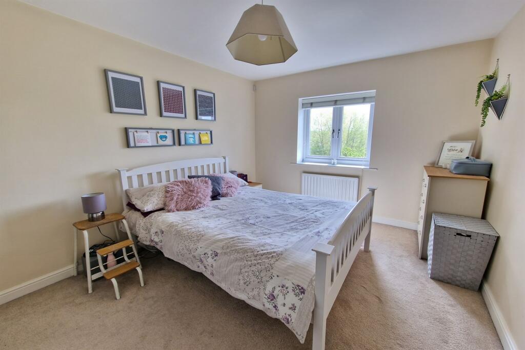 2 bedroom apartment for sale in Rosefinch Road, West Timperley