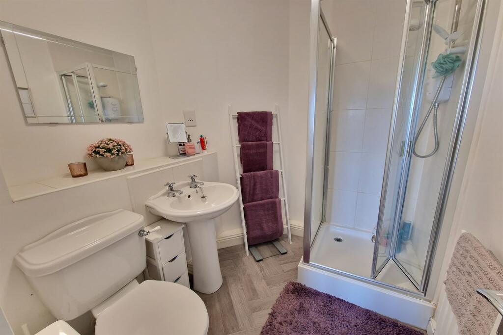 2 bedroom apartment for sale in Rosefinch Road, West Timperley