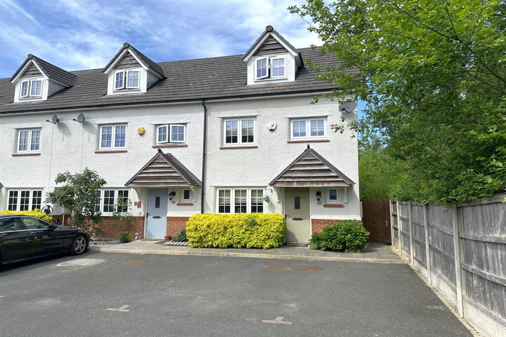 Main image of property: Heathermount, Broadheath, Altrincham