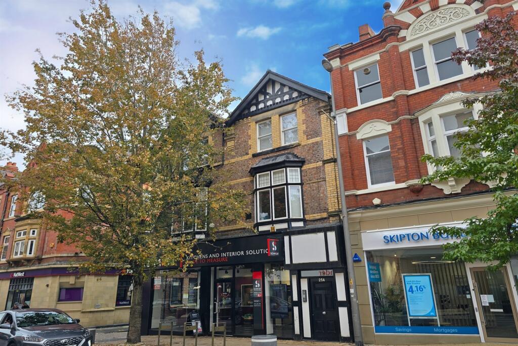 Main image of property: 25a Stamford New Road, Altrincham