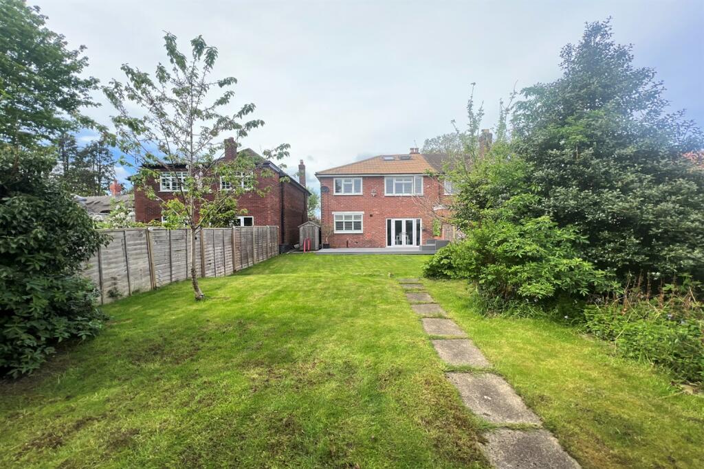 3 bedroom semidetached house for sale in Grove Lane, Cheadle Hulme, SK8