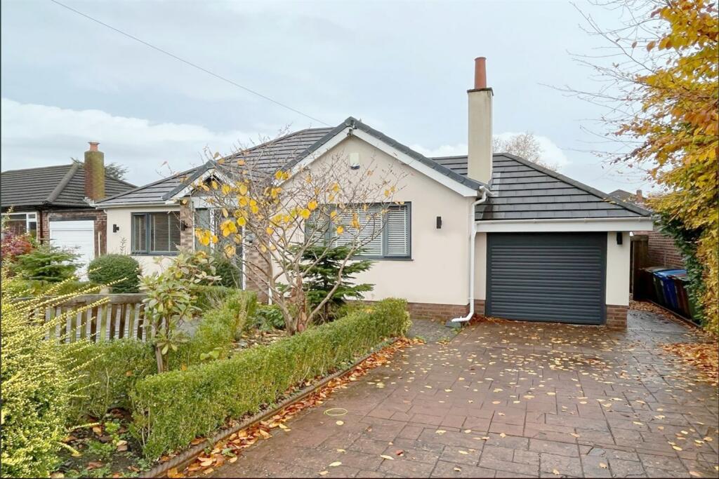 2 bedroom detached bungalow for sale in Pine Road, Bramhall, SK7