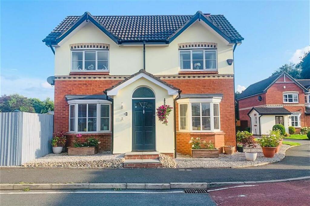 3 bedroom semidetached house for sale in Turnbury Road, Sharston