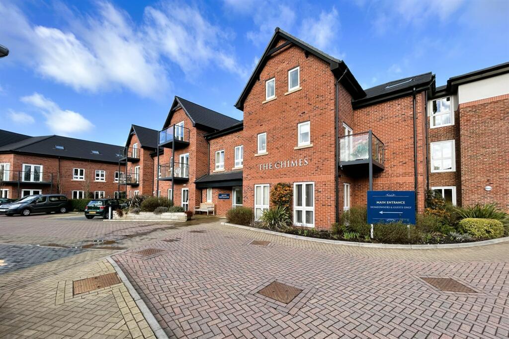 1 bedroom retirement property for sale in Lime Grove, Cheadle, SK8