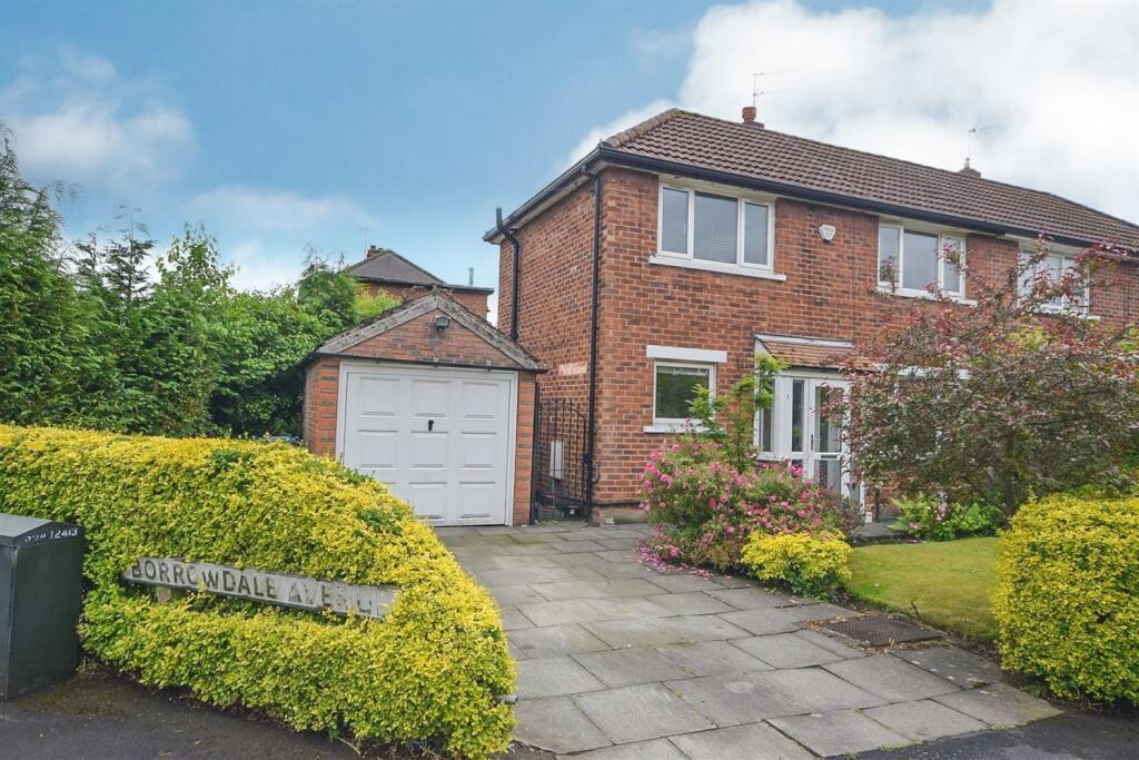 2 bedroom semidetached house for sale in Borrowdale Avenue, Gatley, SK8