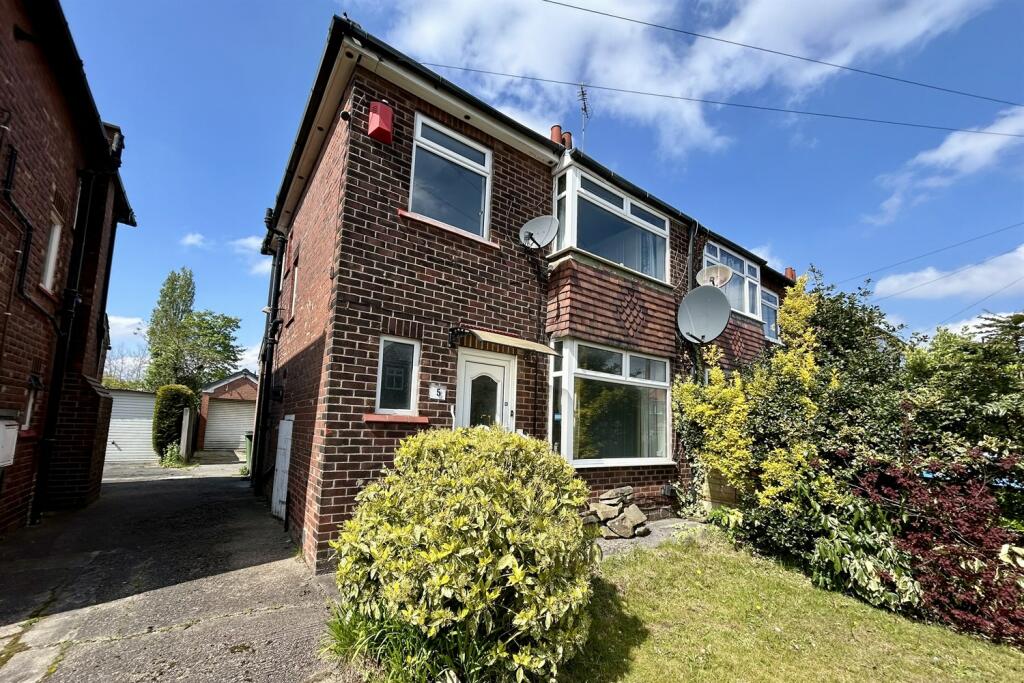 3 bedroom semidetached house for sale in Weston Drive, Cheadle Hulme, SK8