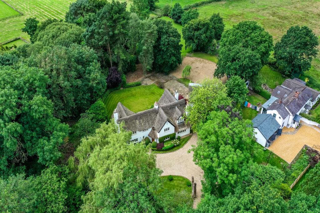 Main image of property: Hulse Heath Lane, Mere - Thatched Cottage 1.6 acres