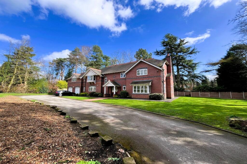 Main image of property: Bollinway, Hale, Altrincham