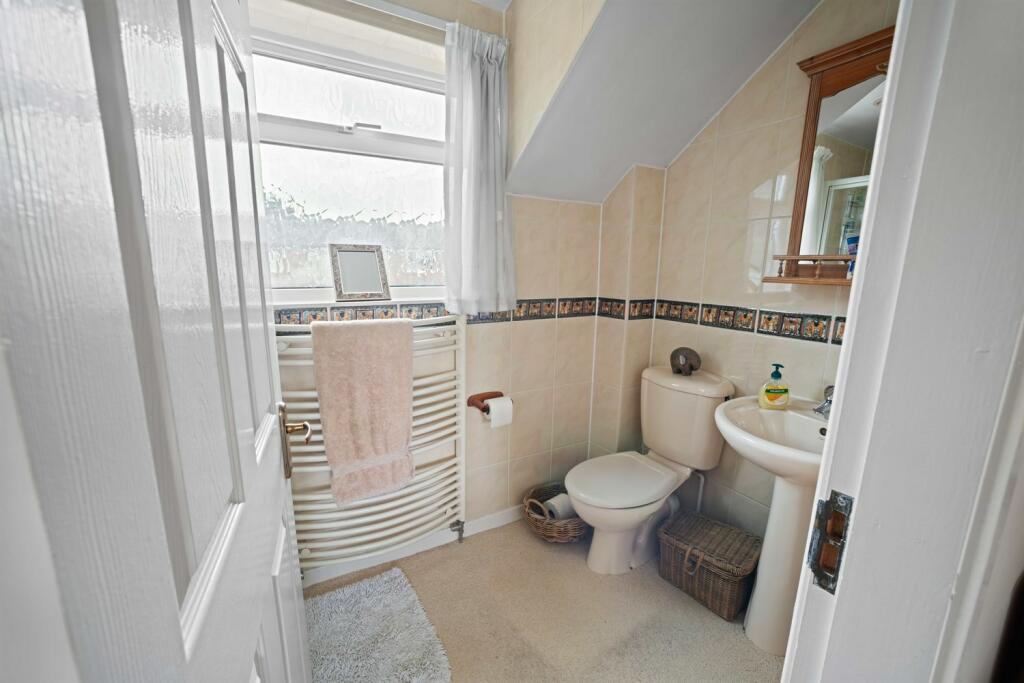 5 bedroom link detached house for sale in Woods Close, Ollerton, WA16