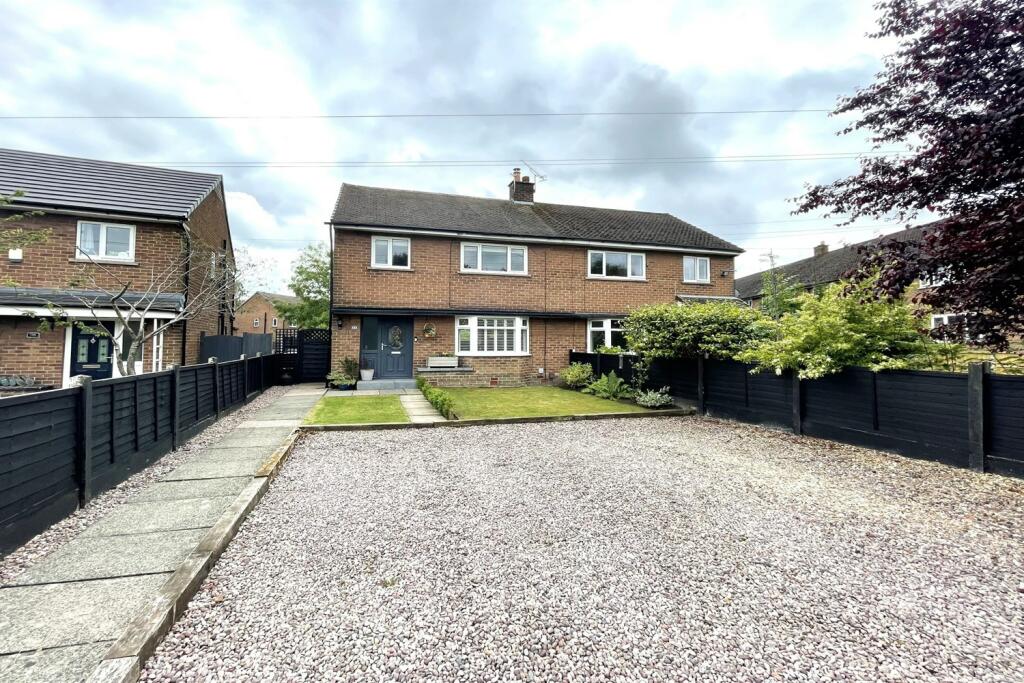 Main image of property: Manor Park North, Knutsford