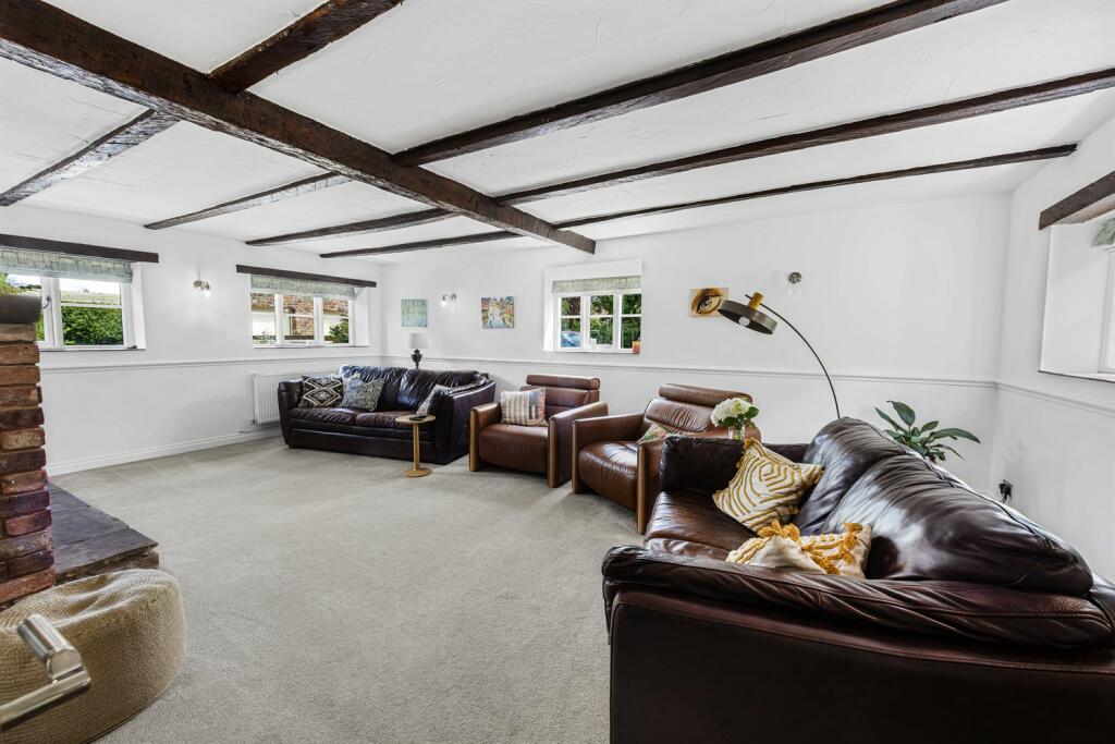 Additional property image - Holmes Chapel Road, Lach Dennis