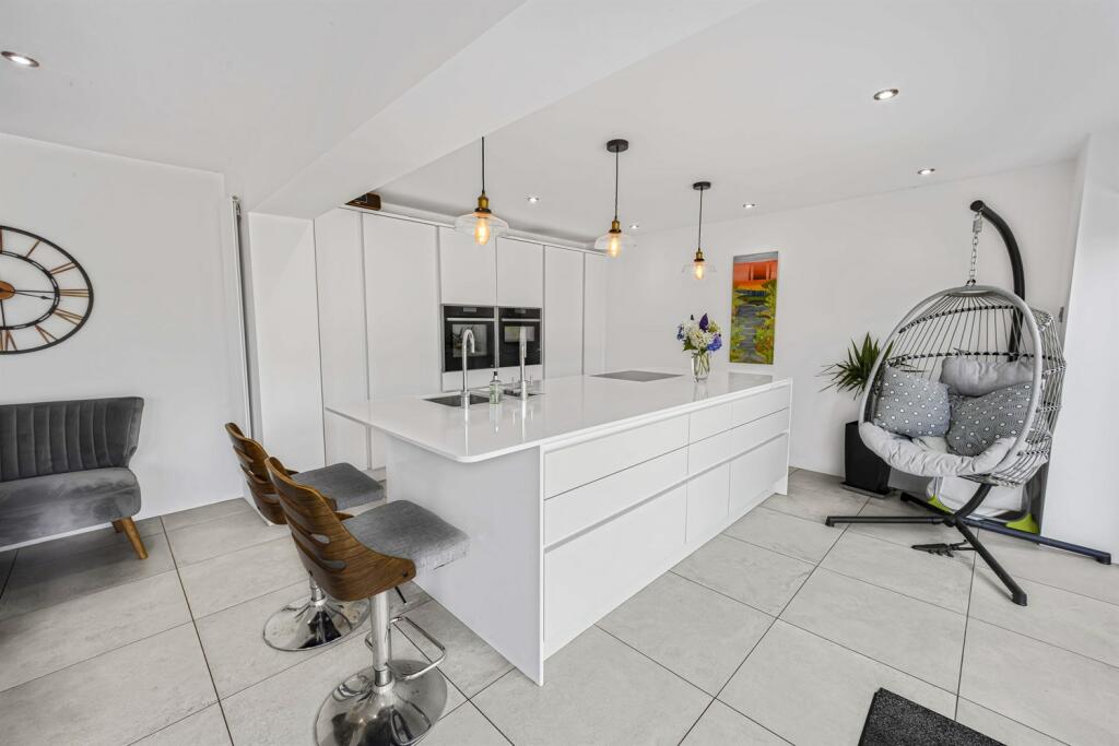 Additional property image - Holmes Chapel Road, Lach Dennis