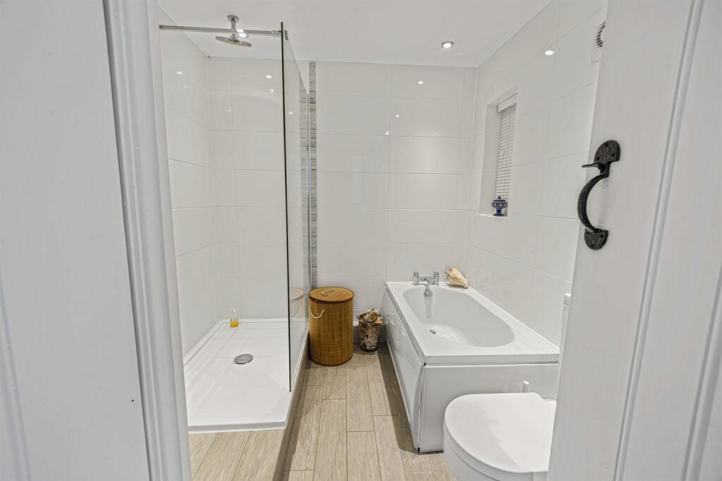 Additional property image - Holmes Chapel Road, Lach Dennis