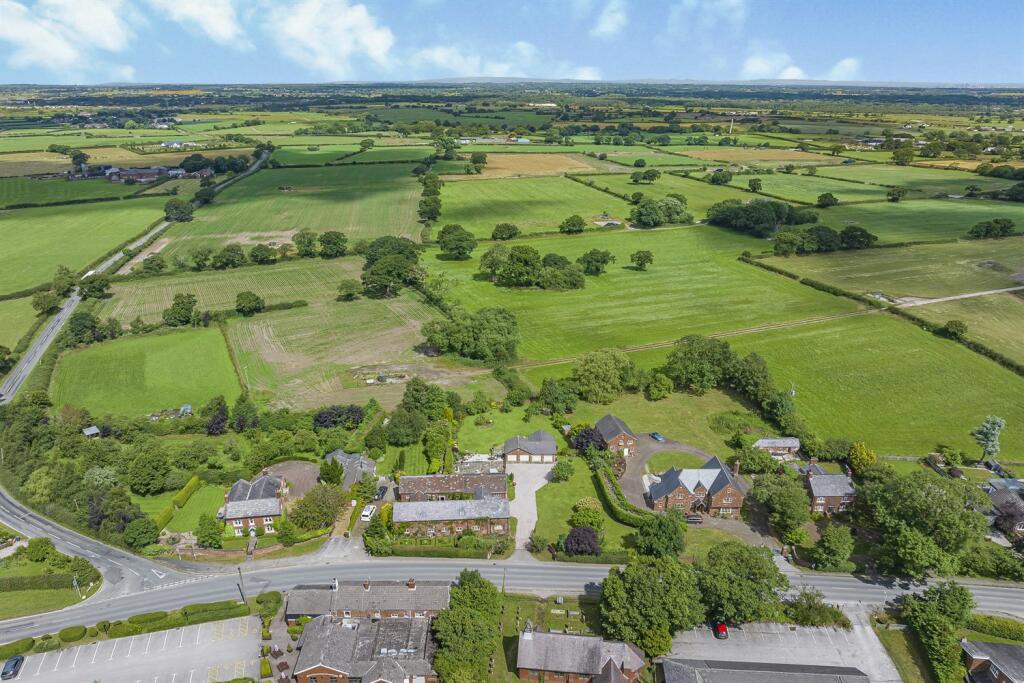 Additional property image - Holmes Chapel Road, Lach Dennis