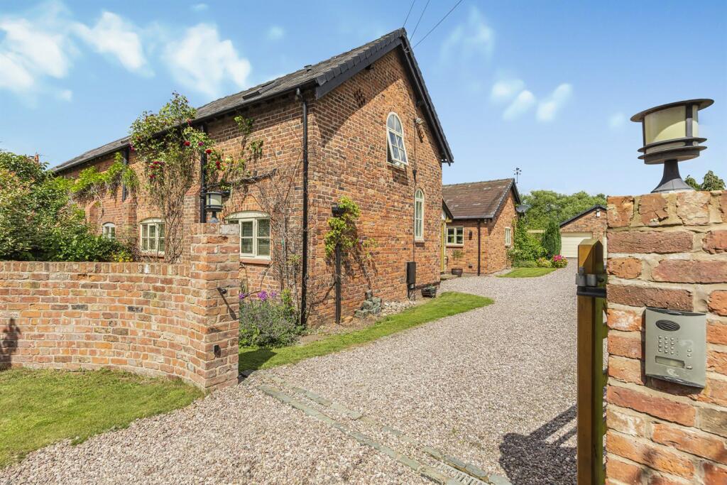 Additional property image - Holmes Chapel Road, Lach Dennis