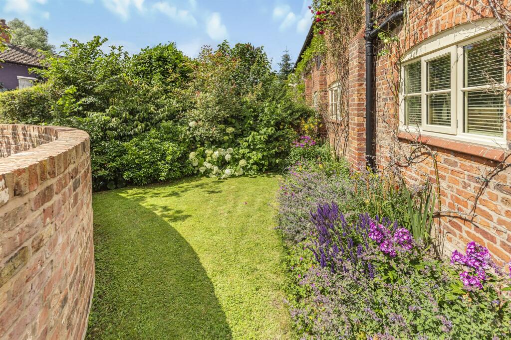 Additional property image - Holmes Chapel Road, Lach Dennis
