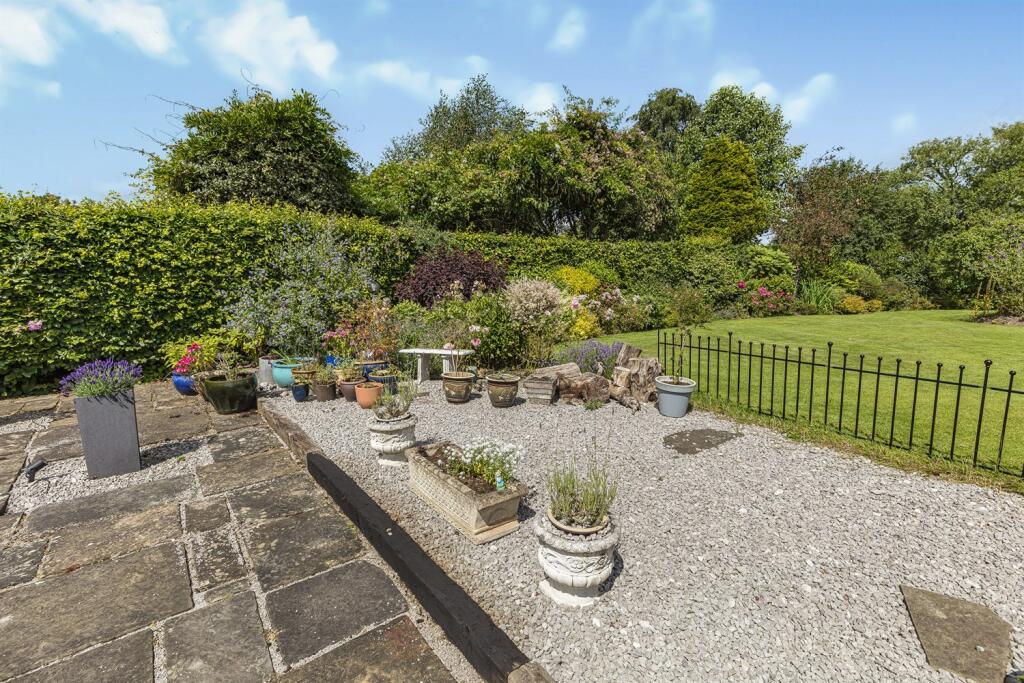 Additional property image - Holmes Chapel Road, Lach Dennis