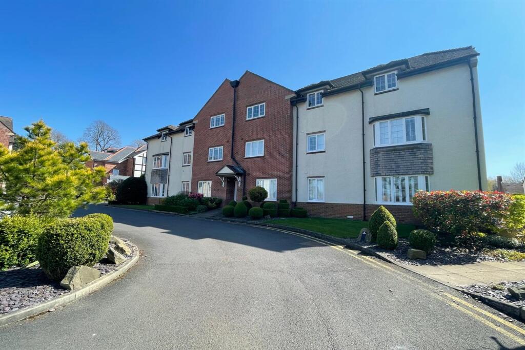 Main image of property: The Cedars, Warford Park, Faulkners Lane