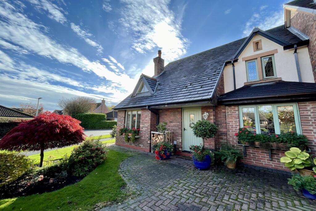 Main image of property: Candelan Way, High Legh, Knutsford