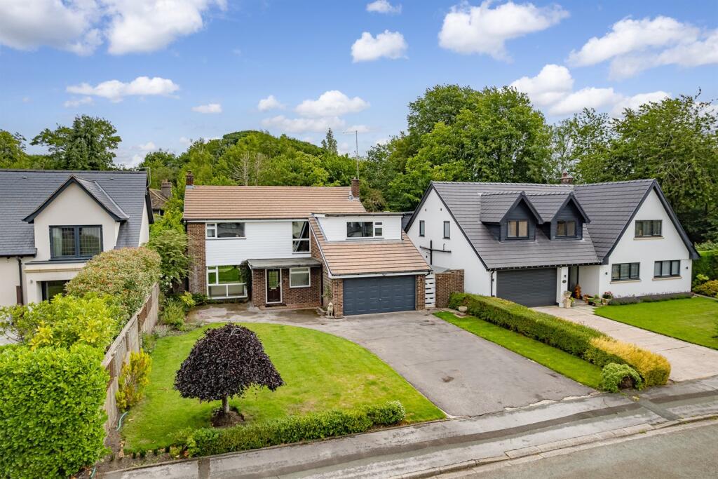 Main image of property: Oakleigh, Knutsford