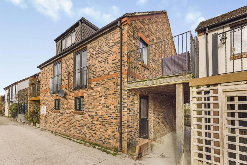 Main image of property: Lymm Quay, Lymm