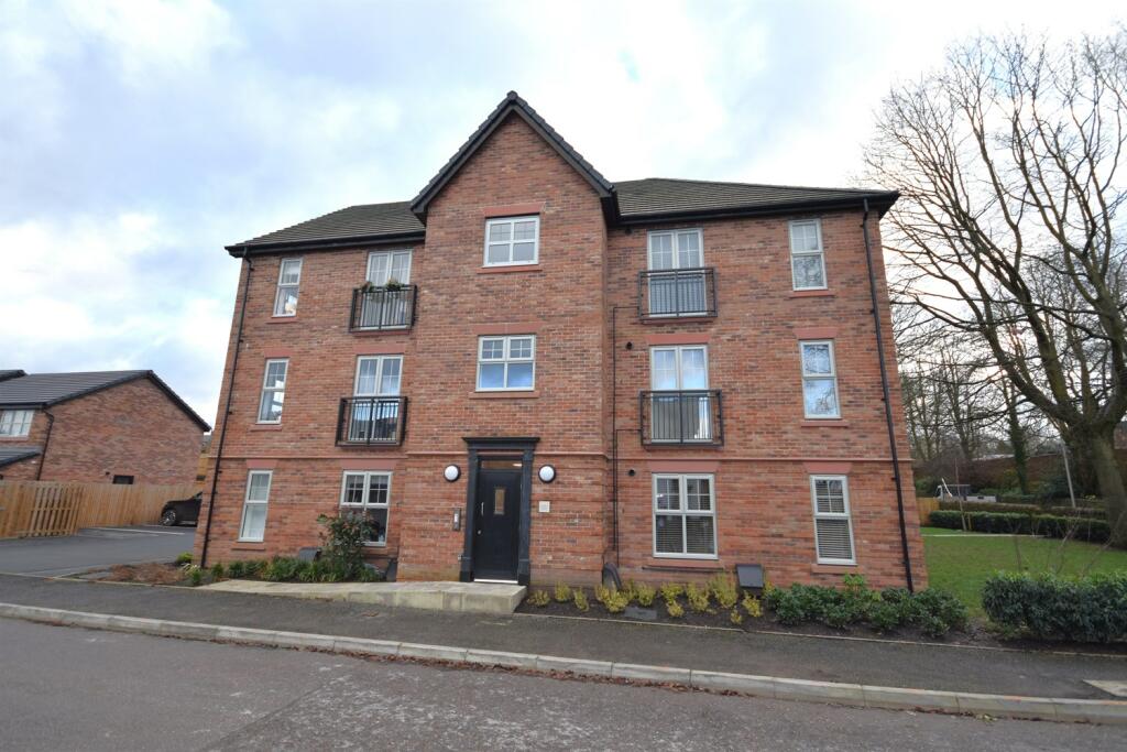 2 bedroom apartment for sale in Wightman Avenue, Macclesfield, SK10