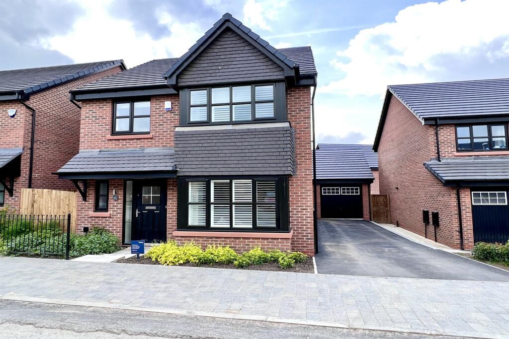 4 bedroom detached house for sale in Summerson Way, Poynton, SK12