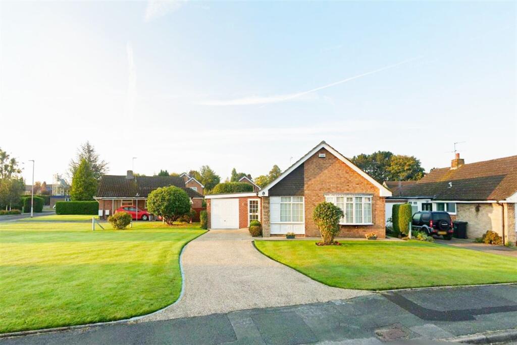 Main image of property: Beech Crescent, Poynton