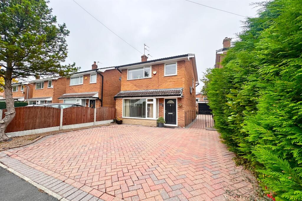 Main image of property: Bittern Close, Poynton