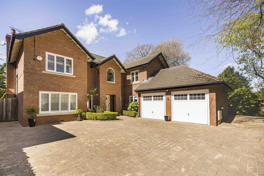 Main image of property: The Sycamores, Manchester Road, Tytherington