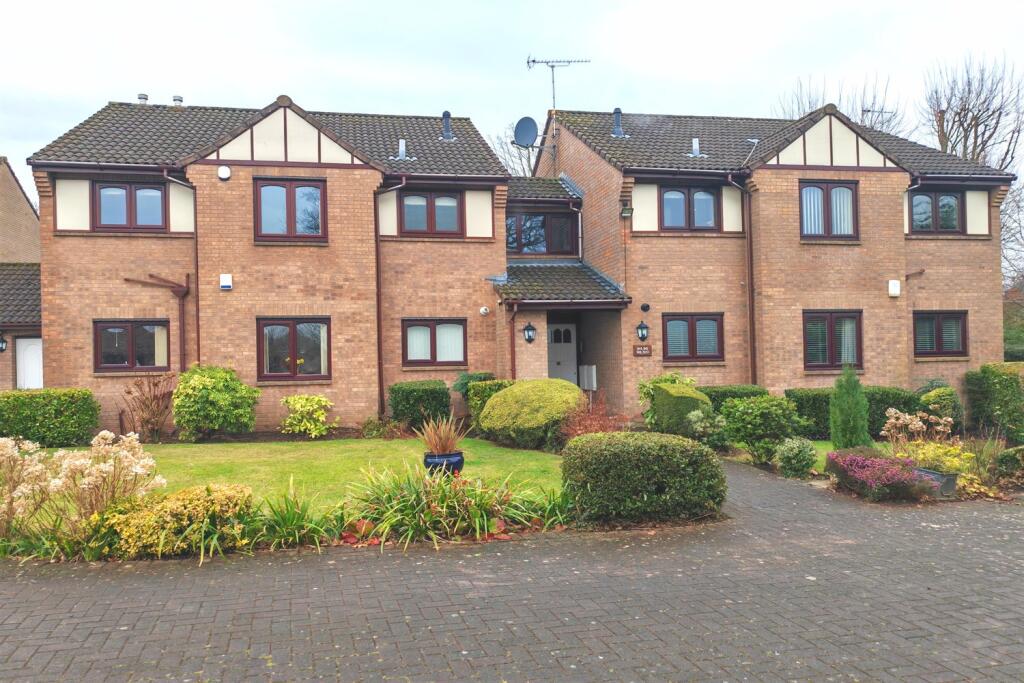 Main image of property: Dudlow Green Road, Appleton, Warrington