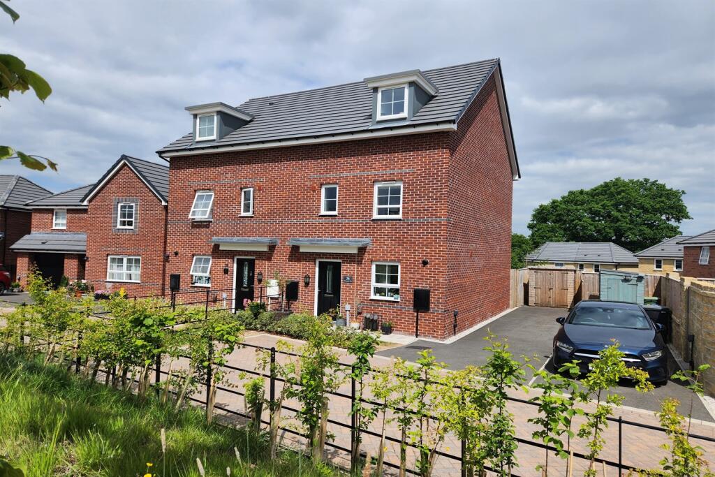 Main image of property: Honeygold Vale, Appleton, Warrington
