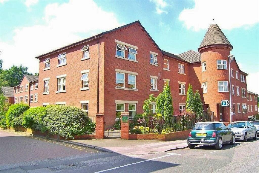 2 bedroom retirement property for sale in Church Street, Wilmslow, SK9
