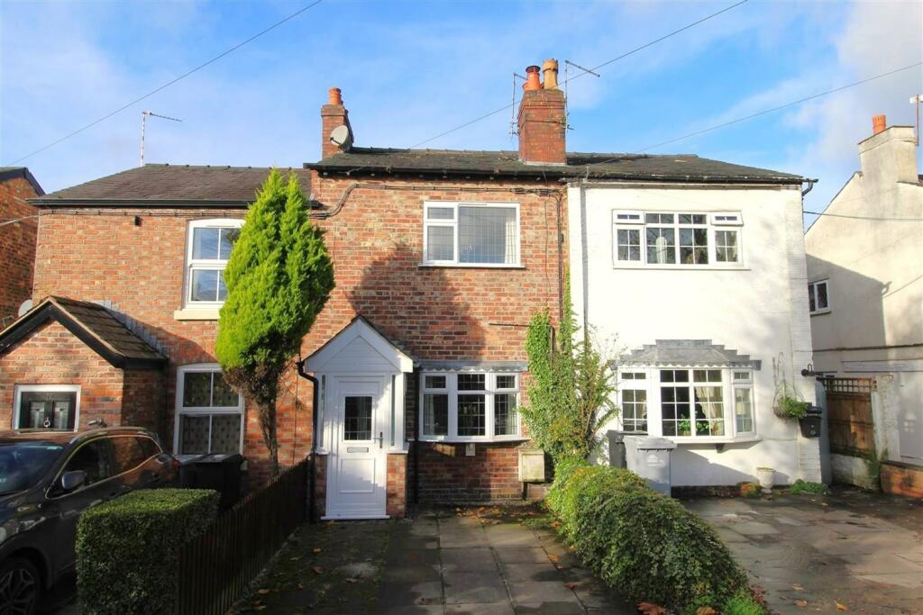 2 bedroom terraced house for sale in Sunnybank Drive, Wilmslow, SK9