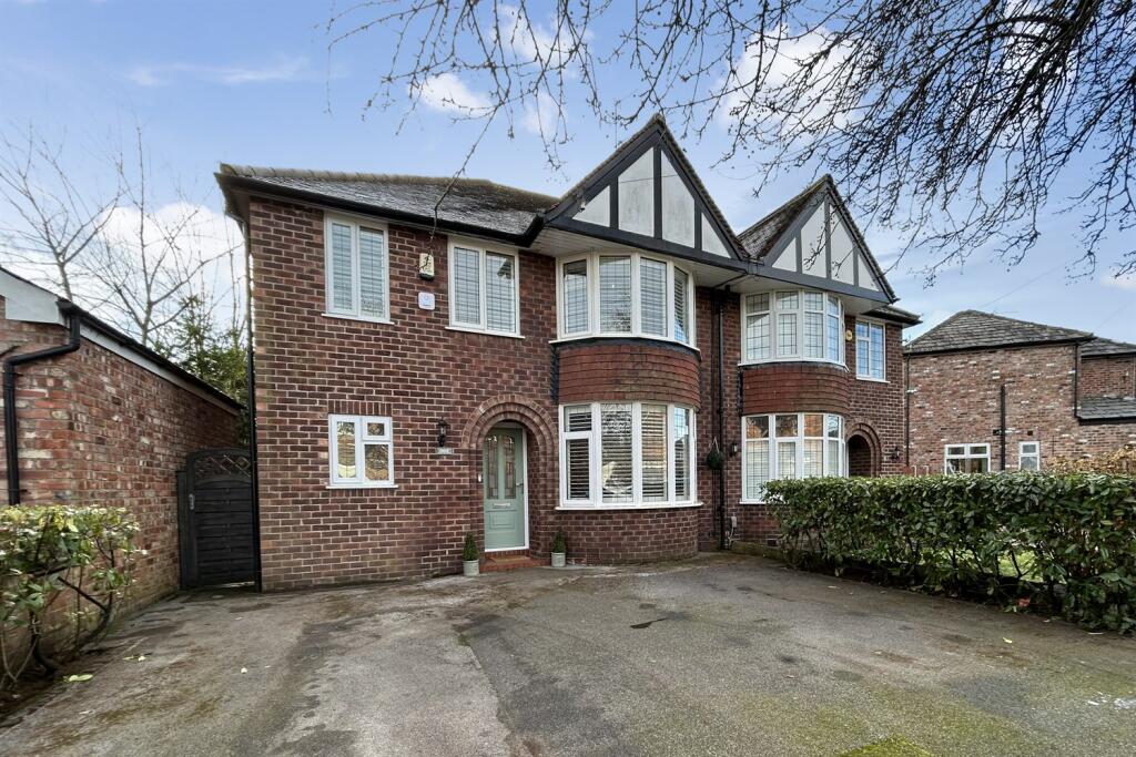 4 bedroom semidetached house for sale in Windsor Avenue, Wilmslow, SK9