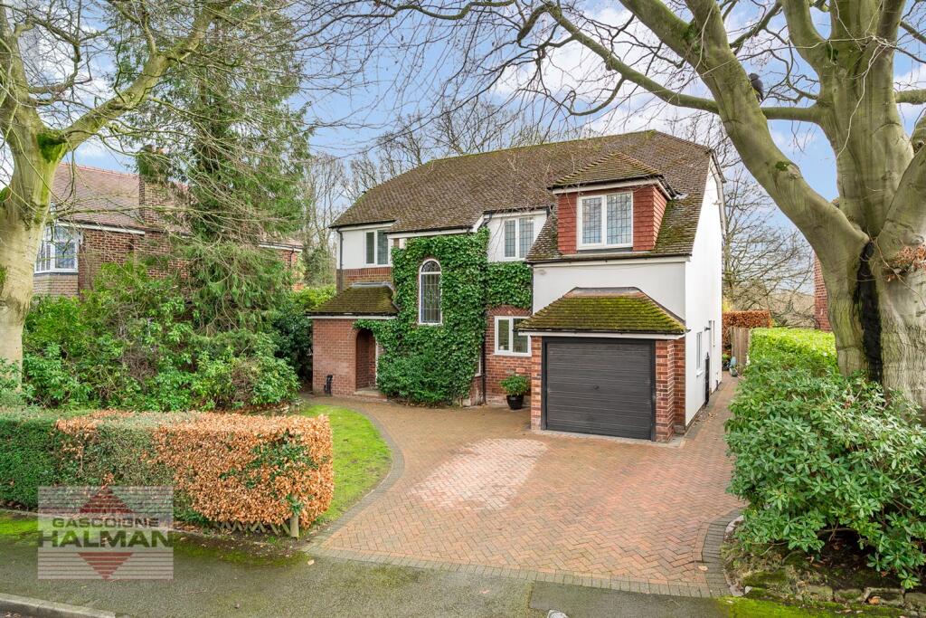 Main image of property: Woodlands Road, Handforth
