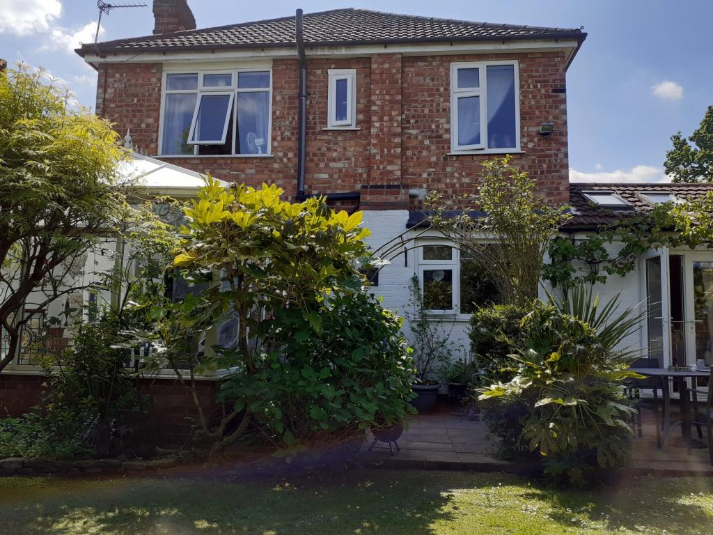 4 bedroom detached house for sale in Dean Road, Handforth, SK9