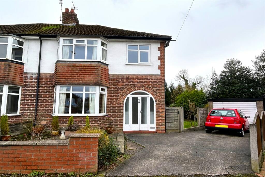 3 bedroom semidetached house for sale in Ravenswood Road, Wilmslow, SK9