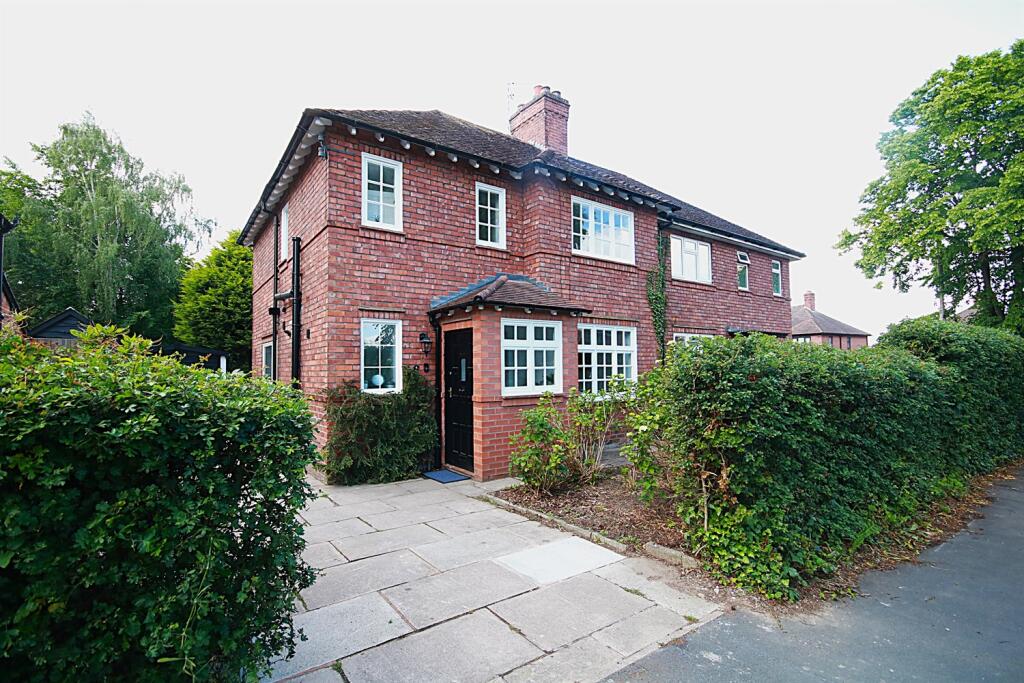 Main image of property: Oakfield Road, Alderley Edge