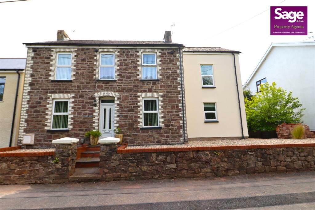 6 bedroom detached house for sale in Ty Coch Lane, NP44