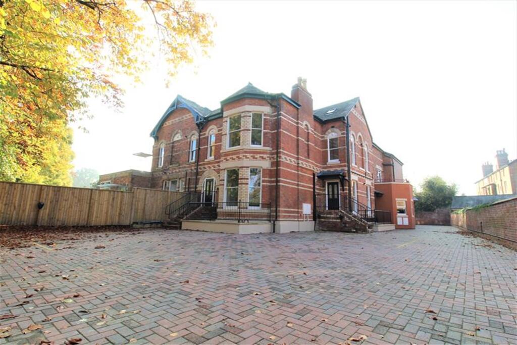 Main image of property: Elsterne, Toft Road, Knutsford