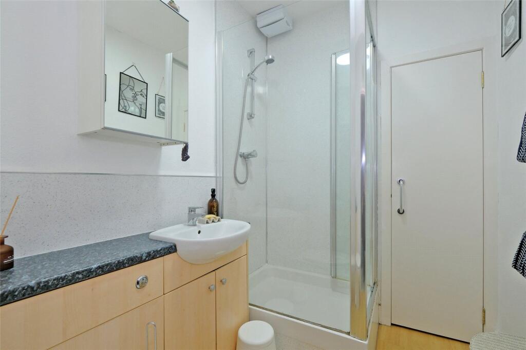 Additional property image - 165 Hardgate, Aberdeen, Aberdeenshire, AB11 6XQ