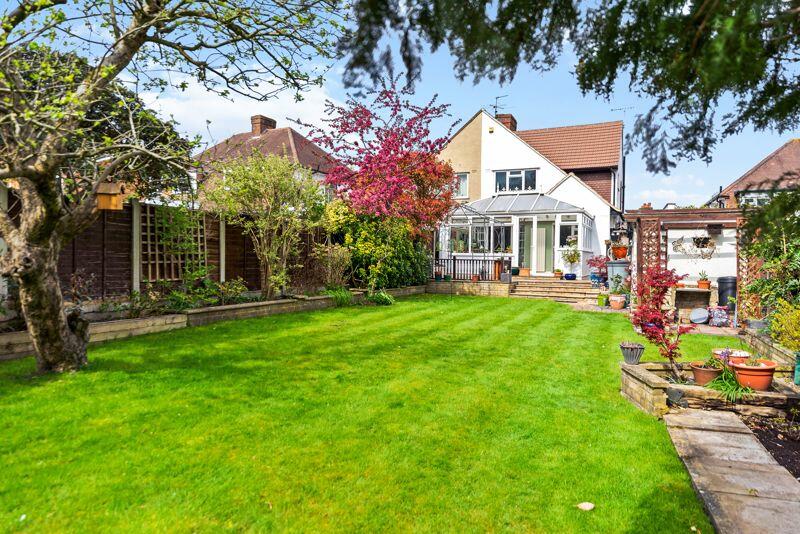 3 bedroom semidetached house for sale in Highfield Road, Sutton, SM1