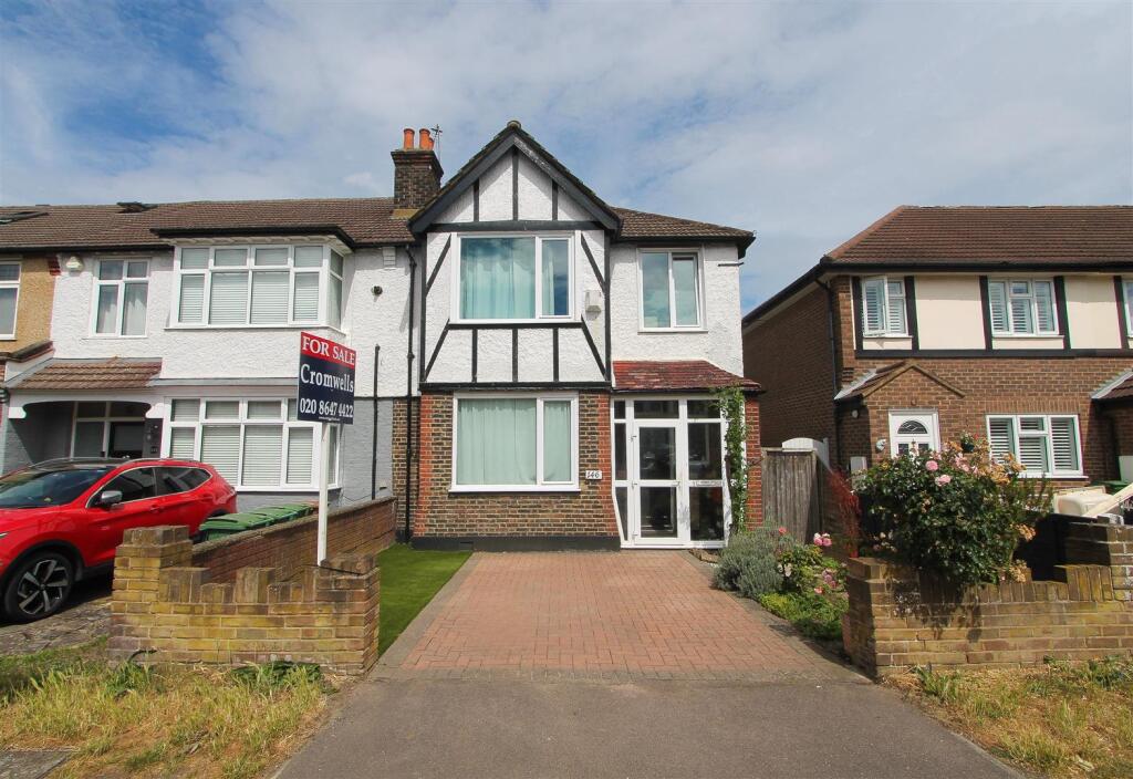 Main image of property: Park Lane, Carshalton
