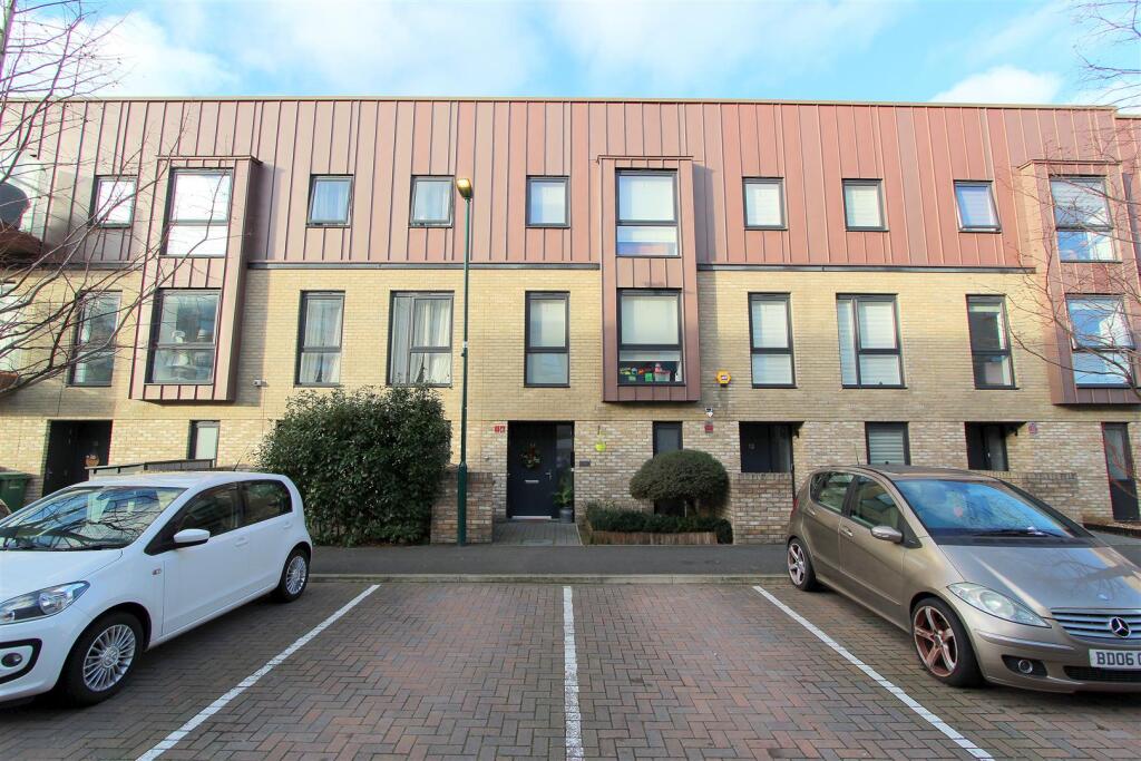 Main image of property: Sweetbriar Avenue, Carshalton