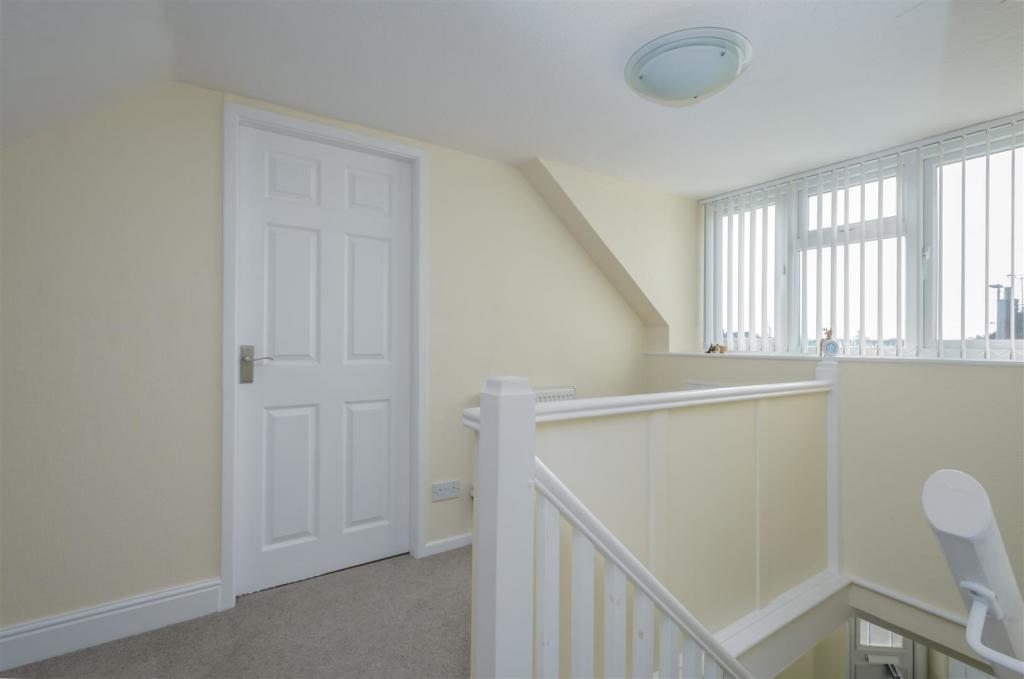 4 bedroom detached bungalow for sale in Chaucer Street, Narborough., LE19