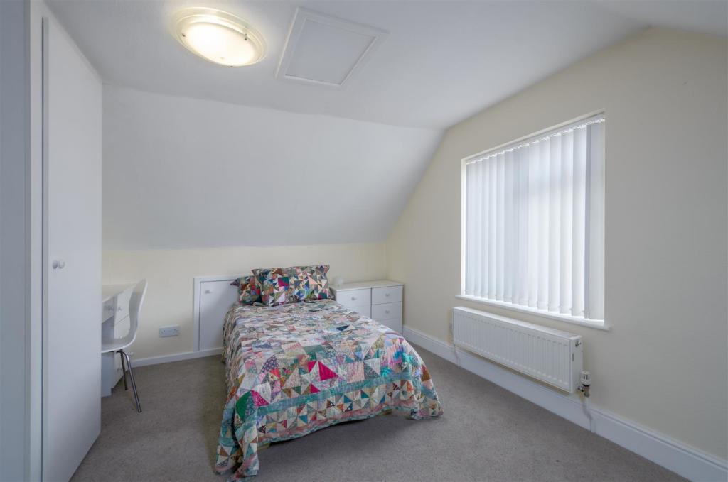 4 bedroom detached bungalow for sale in Chaucer Street, Narborough., LE19