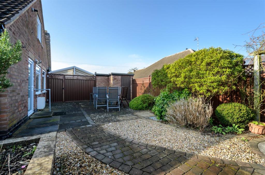 4 bedroom detached bungalow for sale in Chaucer Street, Narborough., LE19