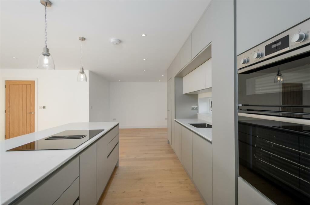 Additional property image - Meadow View, Higham Lane, Stoke Golding.